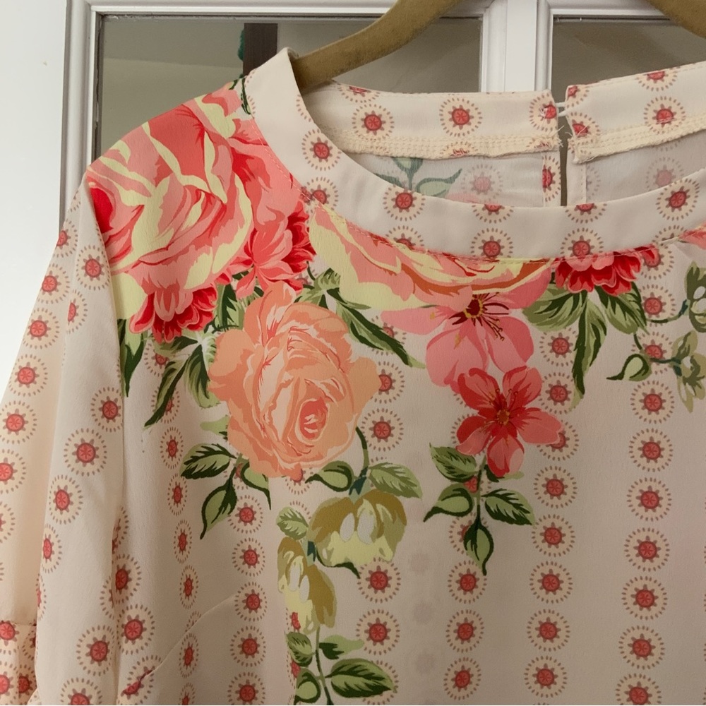 Floral Print Banded Neckline Long Bubble Sleeve Blouse Top NWT - Picture 7 of 12